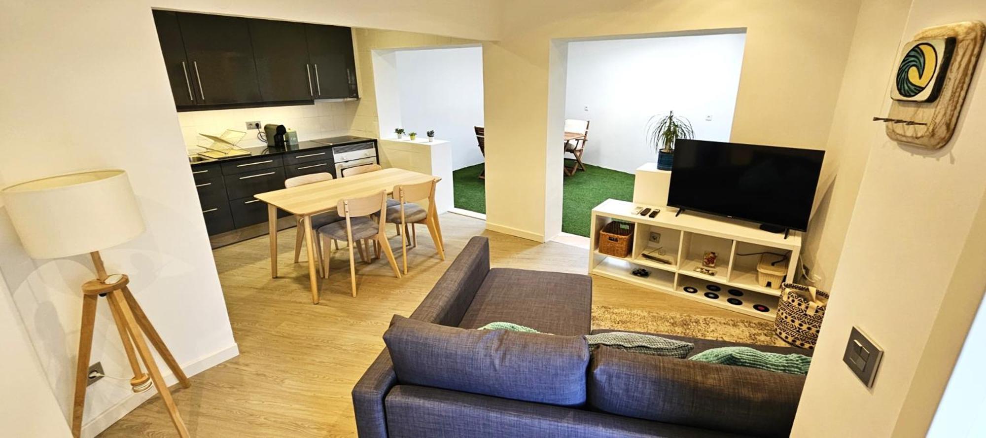 Apartment Lavrinha *